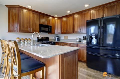 1706 E 58th Cir, Anchorage, AK 99507 photo 6