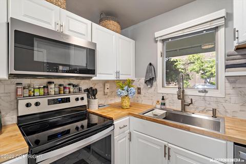 10191 Nantucket Loop, Anchorage, AK 99507 photo 9