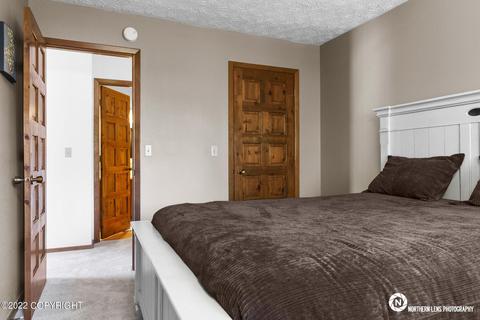 7336 Clairborne Dr, Anchorage, AK 99502 photo 24