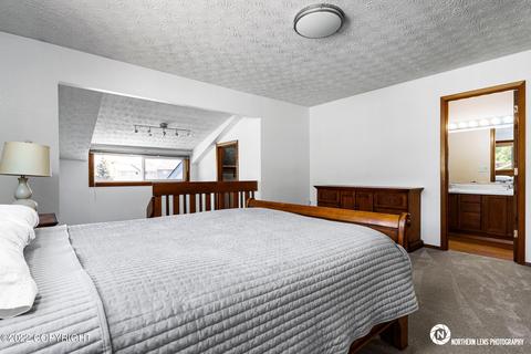 7336 Clairborne Dr, Anchorage, AK 99502 photo 17
