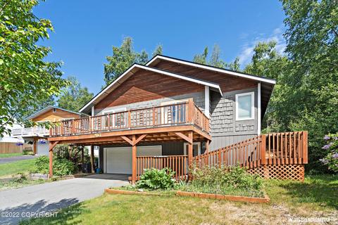 9167 W Parkview Terrace Loop, Eagle River, AK 99577 photo 3