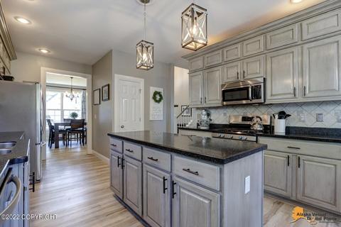 10620 Dolly Madison Cir, Eagle River, AK 99577 photo 12