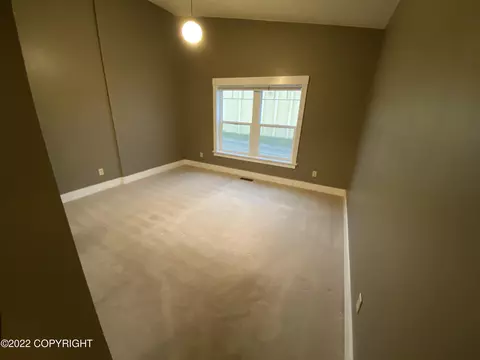 8022 E 32nd Ave, Anchorage, AK 99504 photo 24