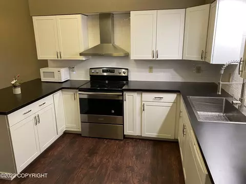 8022 E 32nd Ave, Anchorage, AK 99504 photo 18