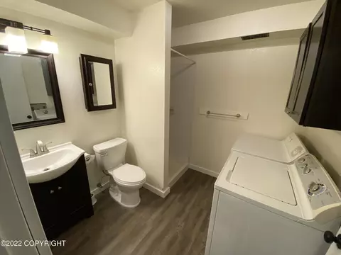 8022 E 32nd Ave, Anchorage, AK 99504 photo 14