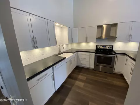 8022 E 32nd Ave, Anchorage, AK 99504 photo 6