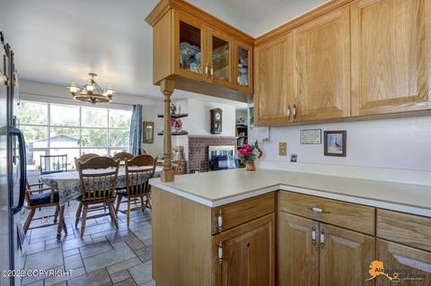 6647 E 16th Ave, Anchorage, AK 99504 photo 7