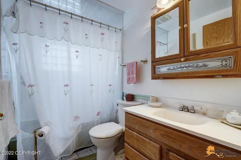 6647 E 16th Ave, Anchorage, AK 99504 photo 19