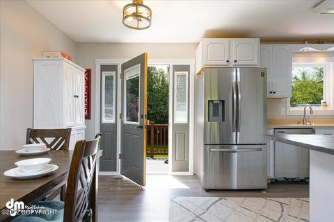 4020 E 65th Ave, Anchorage, AK 99507 photo 8