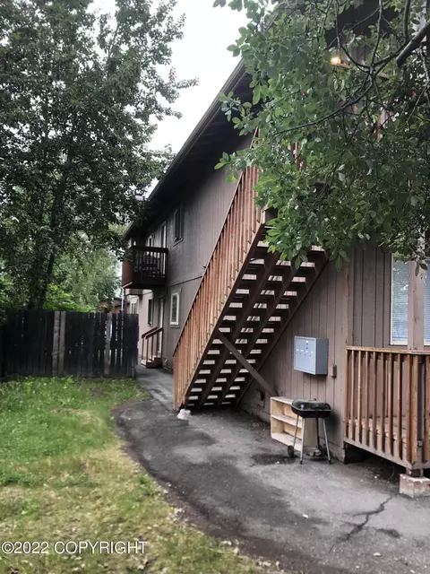 1019 E 12th Ave, Anchorage, AK 99501 photo 3