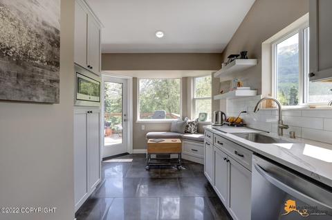19030 Trail Bay Dr, Eagle River, AK 99577 photo 17