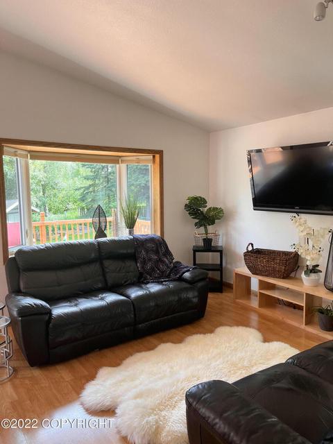 1940 Commodore Dr, Anchorage, AK 99507 photo 17
