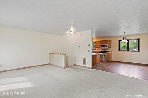 451 Eagle Ave, Palmer, AK 99645 photo 9