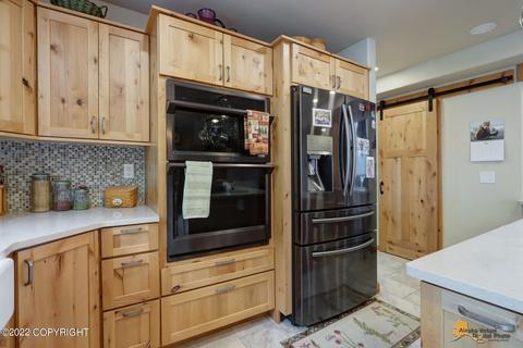 10741 Sarah Barton Cir, Eagle River, AK 99577 photo 28