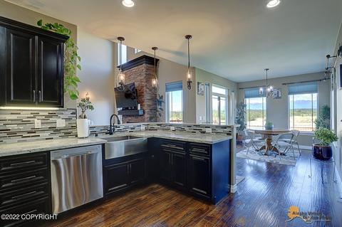 5185 E Loft Cir, Wasilla, AK 99654 photo 9