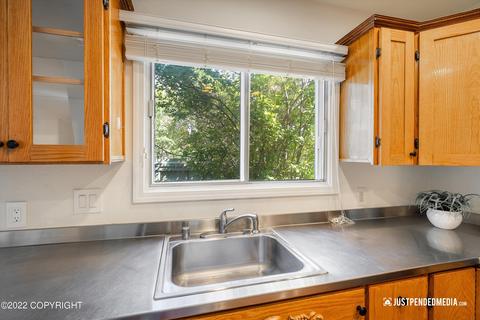 6236 E 12th Ave # A1, Anchorage, AK 99504 photo 2