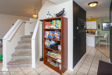 8001 Berry Patch Dr, Anchorage, AK 99502 photo 6