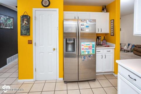 8001 Berry Patch Dr, Anchorage, AK 99502 photo 20