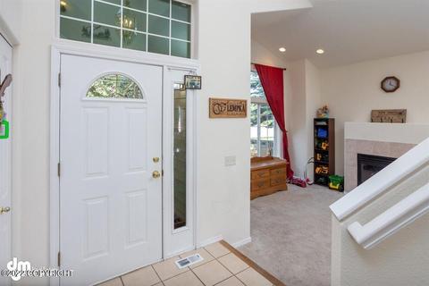 8001 Berry Patch Dr, Anchorage, AK 99502 photo 4