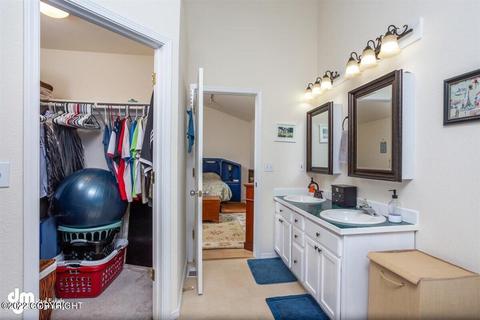 8001 Berry Patch Dr, Anchorage, AK 99502 photo 37
