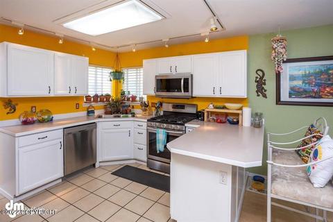 8001 Berry Patch Dr, Anchorage, AK 99502 photo 23