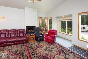 25673 Bendilent Cir, Eagle River, AK 99577 photo 8