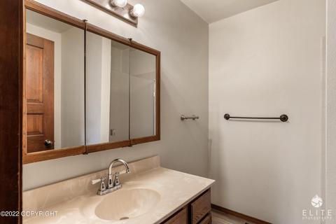 12109 Copper Mountain Dr, Eagle River, AK 99577 photo 24
