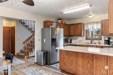 12109 Copper Mountain Dr, Eagle River, AK 99577 photo 6