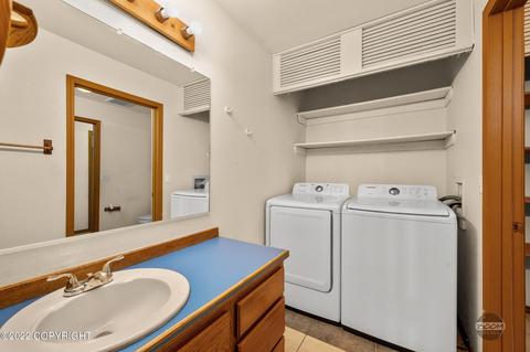 7000 Ryan Ct, Anchorage, AK 99504 photo 20