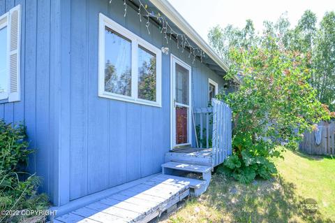 7000 Ryan Ct, Anchorage, AK 99504 photo 4
