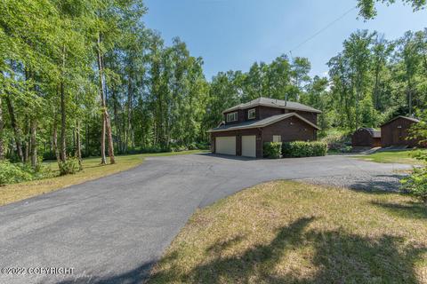 21200 River Park Dr, Eagle River, AK 99577 photo 3