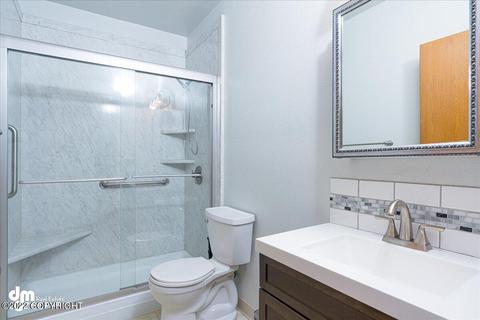 841 Jay Cir, Anchorage, AK 99504 photo 22