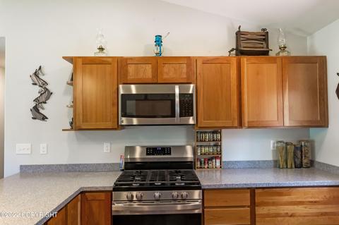 941 E Fairview Loop, Wasilla, AK 99654 photo 6