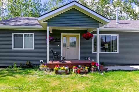941 E Fairview Loop, Wasilla, AK 99654 photo 2