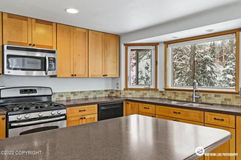 7635 Old Hillside Way, Anchorage, AK 99516 photo 4