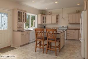 9535 Wren Cir, Eagle River, AK 99577 photo 8