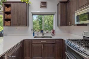17449 S Juanita Loop, Eagle River, AK 99577 photo 8