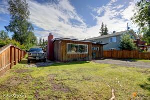 3305 Turnagain St, Anchorage, AK 99517 photo 3