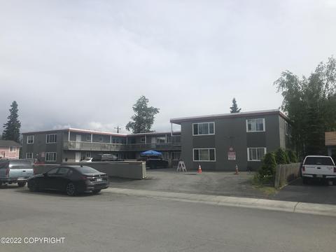 3230 Peterkin Ave, Anchorage, AK 99508 photo 1