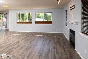 20530 Birch Crest Ln, Eagle River, AK 99577 photo 4