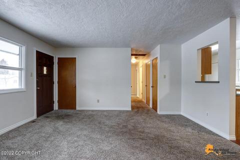 820 Cedar St, Anchorage, AK 99501 photo 9