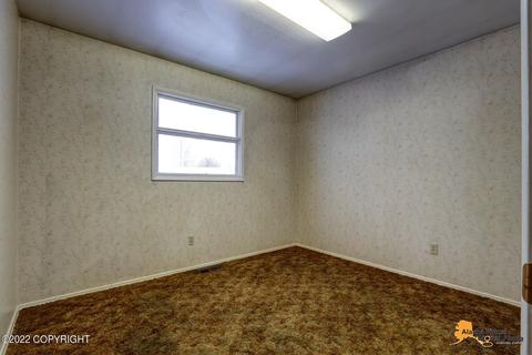 820 Cedar St, Anchorage, AK 99501 photo 25