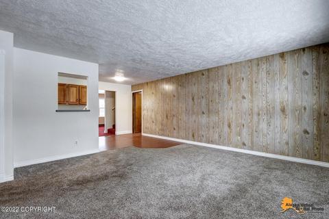 820 Cedar St, Anchorage, AK 99501 photo 6