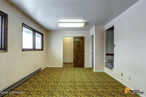 820 Cedar St, Anchorage, AK 99501 photo 31