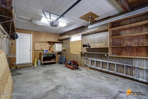 820 Cedar St, Anchorage, AK 99501 photo 37