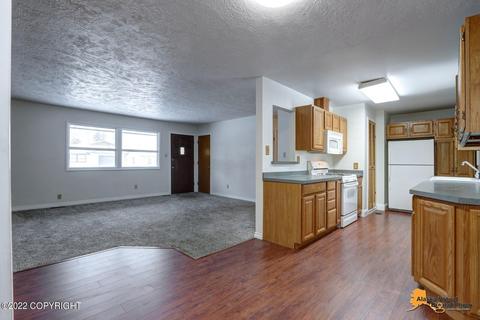 820 Cedar St, Anchorage, AK 99501 photo 10