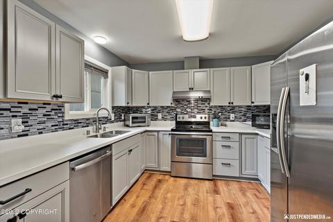 8141 E 6th Ave, Anchorage, AK 99504 photo 10