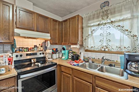 8141 E 6th Ave, Anchorage, AK 99504 photo 29