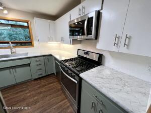 4301 E 8th Ave, Anchorage, AK 99508 photo 7