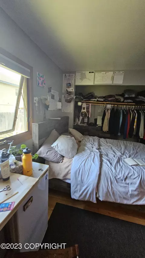 1705 E 58th Cir, Anchorage, AK 99507 photo 2
